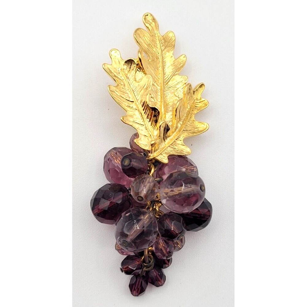 CAROLEE‎ PURPLE GRAPE DANGLE CLUSTER CRYSTAL BROOCH GOLD TONE SIGNED VINTAGE